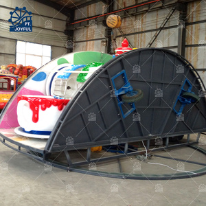 Manèges de parc d'attractions : Manèges mobiles à tasses et soucoupes de type carnaval, montés sur remorque, pour un divertissement ludique - Product Image 5