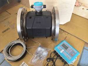 Aanpasbare Ultrasone Stroommeter Voor Water & Vloeistoffen Klem-Op Type DN15-DN2000 Buismaat <span class=keywords><strong>Ip67</strong></span> Water Flowwatch - Product Image 2