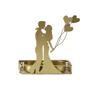 ロマンチックなバレンタインデーの結婚式の装飾ゴールデンメタルアイアン恋人ローソク足