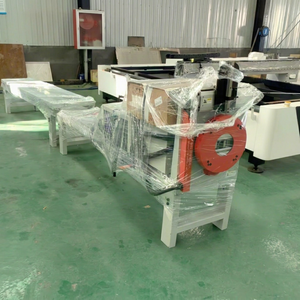 Nouvelle machine de découpe au laser à refroidissement par eau portable avec moteur servo Delta pour métaux fins et carrés - Product Image 1