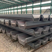 Piles de tôles en acier de type Z usagées avec différentes épaisseurs de 10 à 22 mm pour les projets de réutilisation