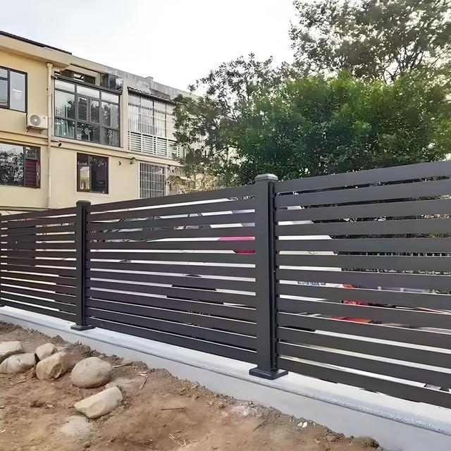 Aluminum Privacy Horizontal Slat Fence Panels Decorative Fence Wall Outdoor Anti Climb