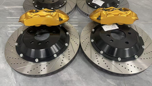 Kit pinza <span class=keywords><strong>freno</strong></span> ad alte prestazioni anteriore 6 pistoni + disco 380mm e posteriore 4 pistoni + disco 380mm per modello <span class=keywords><strong>bmw</strong></span> f Chassis F10/f15/f16 - Product Image 2