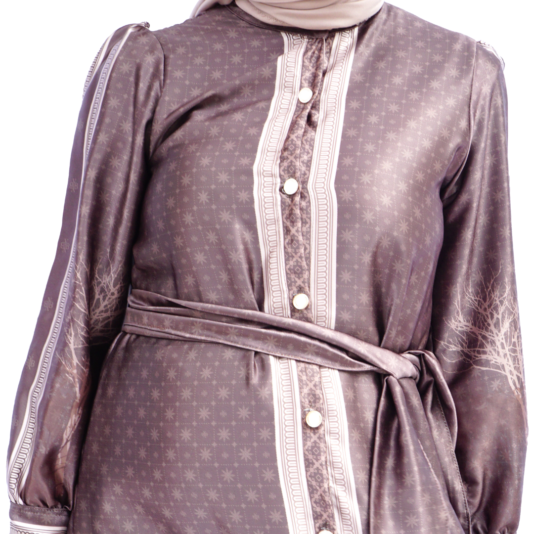 สีน้ำตาล