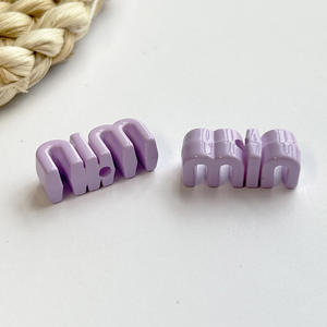 Letras de pintura de color Cuentas perforadas Agujero recto Colgante DIY Accesorios de joyería Cuentas acrílicas Letras de color - Product Image 2