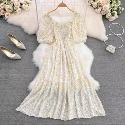 สีเหลือง