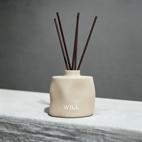 Ensemble de diffuseurs de parfum d'intérieur de luxe en céramique, avec logo personnalisé, forme et couleur au choix, pour contenir des bâtonnets de diffuseur – Vente en gros