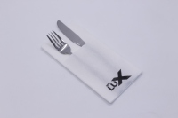 2023 pur tissu de pâte de bois serviette en papier jetable épaisse serviette Airlaid pour dîner Restaurant