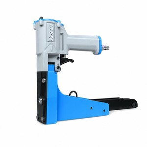 Engrapadora Neumática Industrial TOUA TS3519 con 100 Clavos para Sellado <span class=keywords><strong>de</strong></span> Cartón Corrugado y Embalaje - Product Image 1