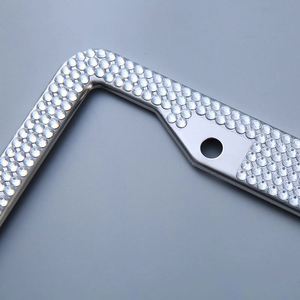 Luxury Stainless Steel Bling License Plate Frame With Rhinestone Carbon Fiber Pattern for Cars and <b>Gifts</b> - Product Image 4