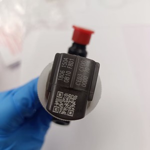 Injecteur de carburant Common Rail 295050-0460 295050-0200 23670-39365 23670-30400 pour Toyota Hilux 2.5d 3.0d - Product Image 2