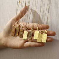 Bijoux en acier inoxydable imperméable à l'eau or carré signe du zodiaque collier de cartes de tarot pour hommes et femmes