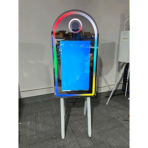 Cabina de Fotos con Espejo Mágico UNIV, Cámara de 15.6 Pulgadas Compatible, Marco de Metal y Vidrio Templado para DSLR/iPad, para Fiestas de 5-6 Personas - Product Image 1