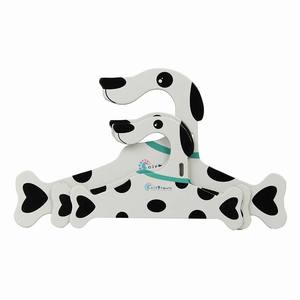 Cintres en carton biodégradable - Solutions de vente au détail 100 % sans plastique - Product Image 4