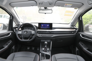 Livan X3 PRO 1.5L Manuel Xiaomeng Petit SUV 5MT FWD 2024 d'<span class=keywords><strong>occasion</strong></span> – Économie de carburant 6.8L/100km – <span class=keywords><strong>Voiture</strong></span> d'<span class=keywords><strong>occasion</strong></span> abordable - Product Image 3
