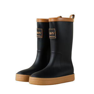 Botas de lluvia de moda de terciopelo para todas las estaciones, antideslizantes, impermeables, hasta la rodilla, de PVC, 2026 para mujer - Product Image 1