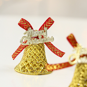 Décoration de Noël en gros 4.5cm petite taille suspendus ornements de cloche de Noël en plastique - Product Image 6