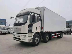 Camion frigorifique spécial <span class=keywords><strong>à</strong></span> trois essieux de 20 tonnes pour la logistique de la chaîne du froid, maintient la fraîcheur <span class=keywords><strong>à</strong></span> température constante. - Product Image 3