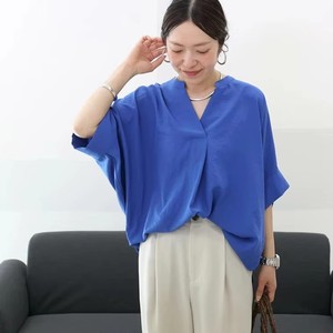 Vendita all'Ingrosso di Bluse Estive a Collo V in Poliestere in 8 Colori, Top a Maniche a Pipistrello per Donna, Abbigliamento Casual Femminile in Stock - Product Image 4