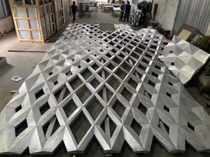 Panel de Revestimiento de Pared de Aluminio Contemporáneo, Anodizado, Anticorrosión, Revestimiento Exterior para Edificios, 70 Pulgadas+ - Product Image 2