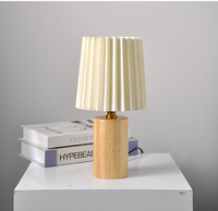 Lampe de table de style vintage : Lampe de chevet plissée décorative en bois massif de style scandinave pour chambre à coucher