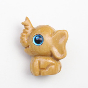 Ling Gusi <b>Elephant</b> Pendant Sandalwood Carving Craft Keychain Mobile Phone Decoration <b>Gift</b> - Product Image 4