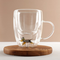 Gobelet en verre à thème de Noël festif avec figurine de chien teckel 3D à l'intérieur, verre à boire transparent pour cadeau de fête de Noël