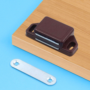 Loquet de <span class=keywords><strong>porte</strong></span> magnétique d'armoire Loquet magnétique en plastique Armoire Armoire <span class=keywords><strong>Fermeture</strong></span> magnétique tactile - Product Image 4