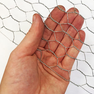 Wholesale <strong>Factory</strong> Custom Cutting and Weaving Services Offered PVC Coated <strong>Hexagonal</strong> Rabbit Cage Chicken Wire <strong>Mesh</strong> - Product Image 4