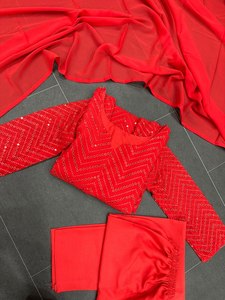 Nouveau Designer Punjabi femmes portent indien Kurti pantalon Dupatta ensemble Salwar Kameez couleur rouge Kurti pantalon Dupatta ensemble prix de gros - Product Image 6