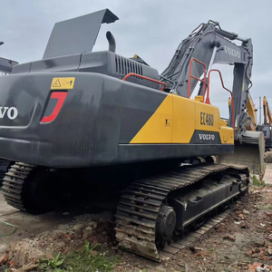 Excavatrice Volvo EC480DL d'occasion de 48 tonnes avec moteur Deutz, puissance de 278 kW, godet de 2,4 m pour la manutention de conteneurs portuaires et de marchandises en vrac - Product Image 1