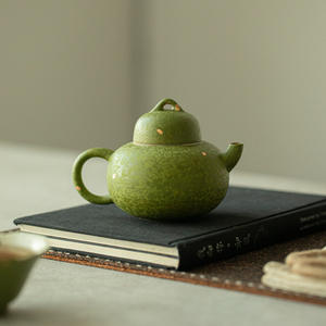 Xiaoqing Mandarin nouveauté théière Caramel glaçure arrosage or théière pour trou <span class=keywords><strong>filtre</strong></span> <span class=keywords><strong>haut</strong></span> <span class=keywords><strong>de</strong></span> <span class=keywords><strong>gamme</strong></span> Kung Fu service à thé théière en céramique - Product Image 5