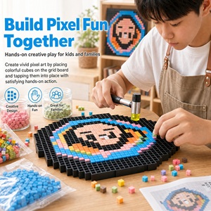 ชุดสร้างสรรค์ภาพพิกเซล DIY ด้วยลูกปัดและบล็อกต่อ  กระดานกริดสร้างภาพโมเสก  ของเล่นเสริมพัฒนาการสำหรับเด็กและครอบครัว  งานฝีมือทำเอง - Product Image 1