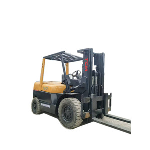 รถยกมือสอง TCM 5Ton ญี่ปุ่นดั้งเดิมรถยกน้ำมันดีเซล5000กก. รถยกดีเซลสไตล์ TCM 3เมตร-6.5เมตรยกเครื่องยนต์อีซูซุฟรี - Product Image 1
