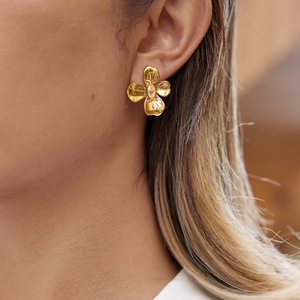 Flower <b>Stud</b> <b>Earrings</b> Gold Tone Zircon Bezel Setting Stainless Steel <b>Earrings</b> For Women Gift Jewelry Fashion Accessory - Product Image 3