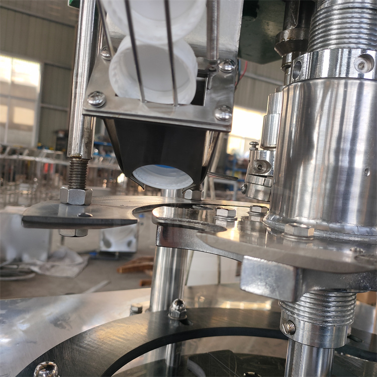 desktop capping machine