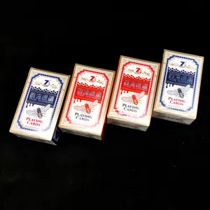 Los naipes de póquer de dos barajas pueden agregar logotipo 300gsm Black Core Paper Cards Impresión de naipes personalizados con caja de cubierta