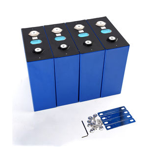 <span class=keywords><strong>3</strong></span> 2V 280Ah Square Li Ion Battery para Submarinos High Capacity Marine Grade Power Solution com proteção de segurança - Product Image 4