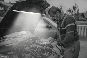 Potente Luz de reparación de automóviles Ligera debajo de la lámpara del capó - Product Image 6