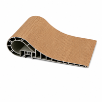 Panneaux muraux en composite bois-plastique (WPC) imperméables de style enroulé pour salon avec un design moderne