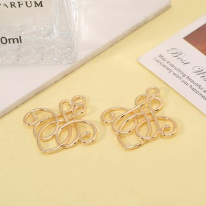 Accessori gioielli fai da te 14K placcato oro ramo cavo <span class=keywords><strong>ciondolo</strong></span> fiore a forma di strega <span class=keywords><strong>collana</strong></span> a forma di <span class=keywords><strong>nodo</strong></span> - Product Image 4