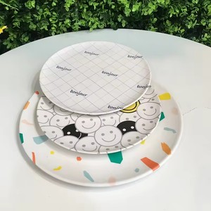 Platos Redondos Reutilizables de Fibra de Bambú de 8/10 Pulgadas, Aptos para Alimentos, Libres de BPA, Coloridos, con Impresión Personalizada para el Hogar, Campamentos y Fiestas - Product Image 6