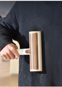 Spazzola e Rullo Rimuovi Peli Riutilizzabile in ABS e Silicone, Autopulente, per Cani e Gatti - Product Image 3