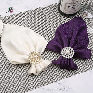 Round Crystal Napkin Ring Gold Flower Hotel Dining-table Decoration Napkin Ring Model Room Diamond Napkin Holder Ring Wholesale - Product Image 1