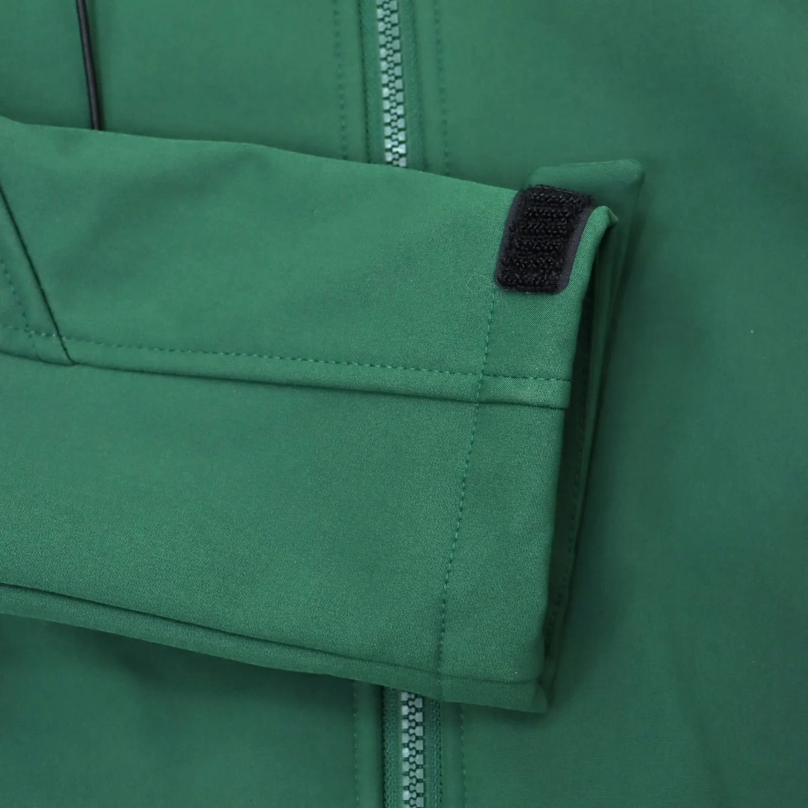 Fashionable Kids Outdoor Jacket Waterproof Windproof Warm Material Breathable Quick Dry Autumn Season Unisex Zipper