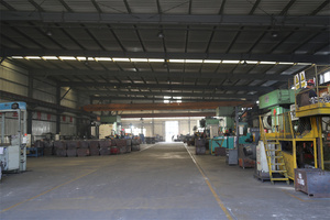 OEM tù<span class=keywords><strong>y</strong></span> chỉnh kim loại rèn các bộ phận thép carbon giả mạo phụ tùng ô tô OEM tù<span class=keywords><strong>y</strong></span> chỉnh chết rèn dịch vụ - Product Image 4