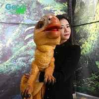 Marionnette de dinosaure bébé Parasaurolophus animatronique personnalisable pour les parcs à thème et les parcs d'attractions