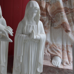 Statua della Vergine Maria in marmo bianco a grandezza naturale, design orientale, per uso in chiesa/cimitero, dimensioni e colore personalizzabili - Product Image 6