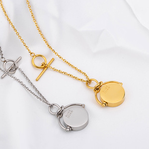 สร้อยคอไทเทเนียมทรงเรขาคณิต ชุบทอง 18K ปรับระดับได้ หมุนได้ สายยาว เครื่องประดับแฟชั่นสำหรับทุกเพศ - Product Image 1