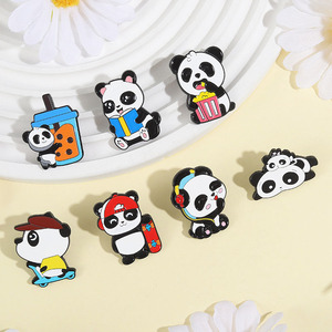在庫あり 格安 漫画パンダバッジ 卸売 可愛い動物 メタル染色 エナメル ラペルピンセット - Product Image 2